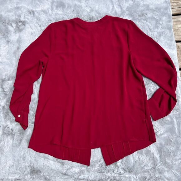 EUC J Jill thin hidden button pleated blouse Size M - Picture 6 of 6